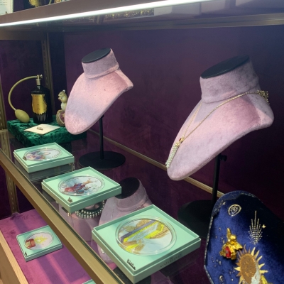展示道具模特